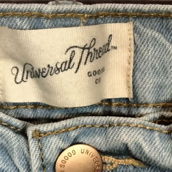 New Without tags: "Universal Thread" woman's jeans - Picture 5 of 9